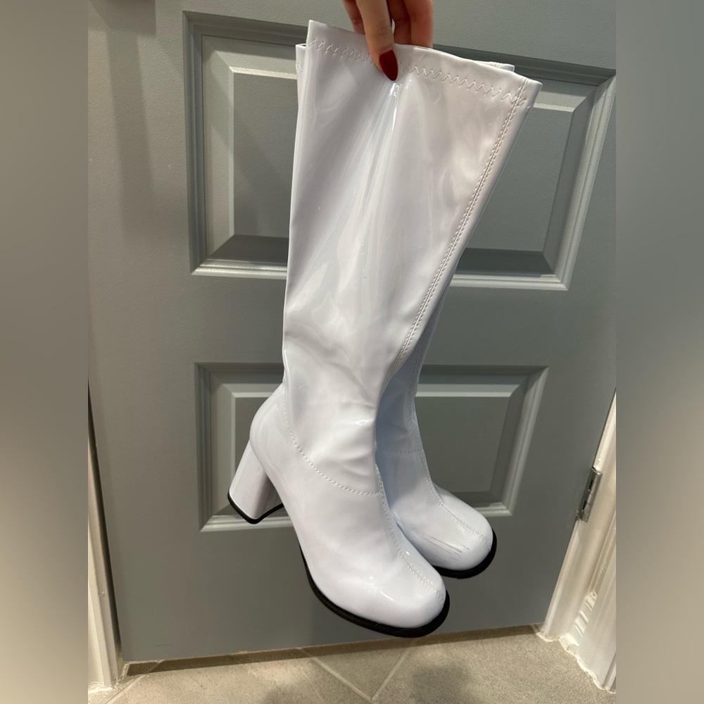 Go Go Boots! Size 8
